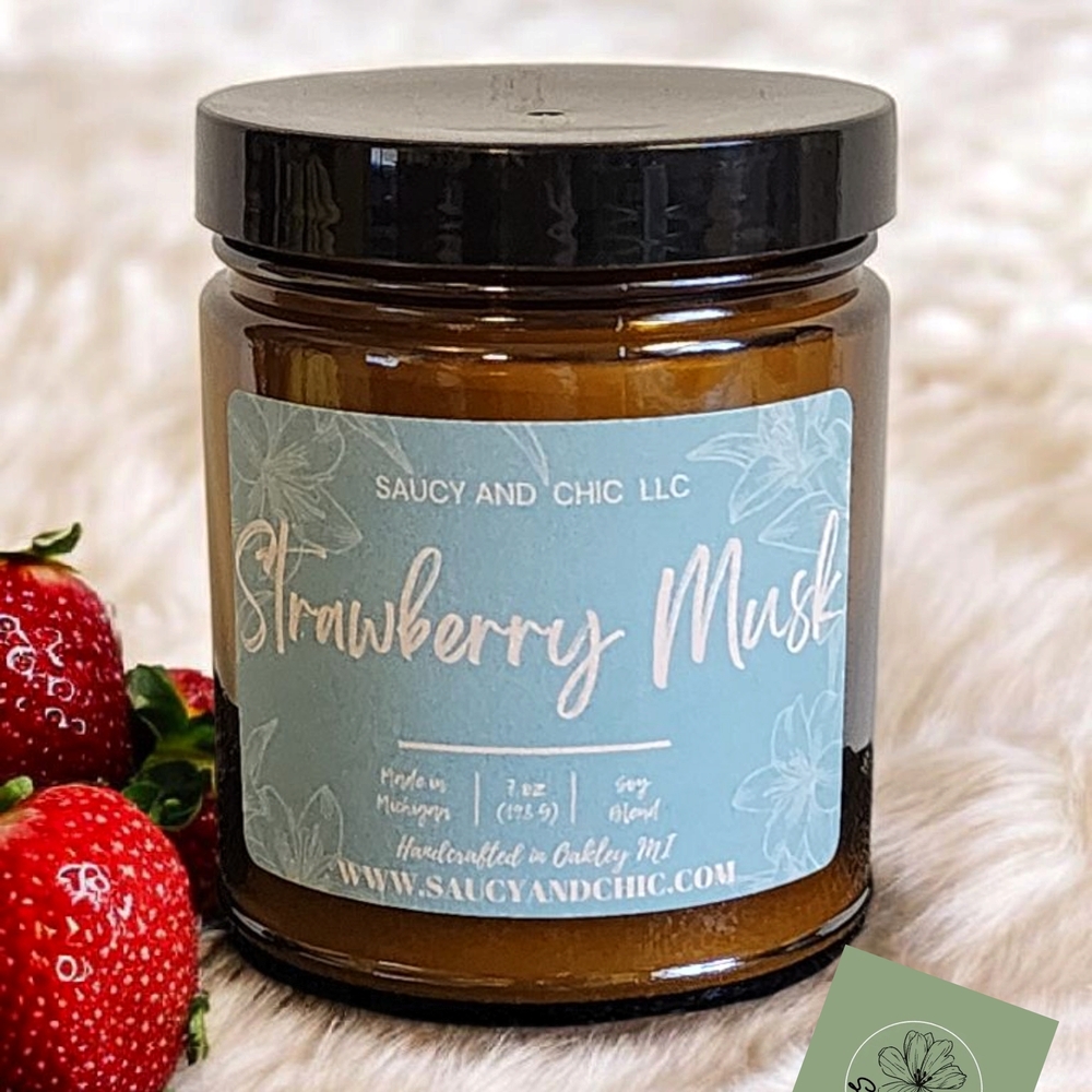 Strawberry Musk Candle - Brown